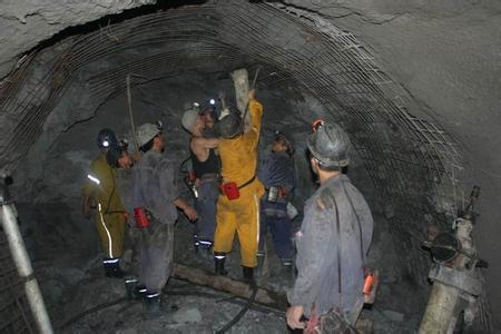 瓜州工程爆破中的危险因素分析以及应对工程爆破危险的措施